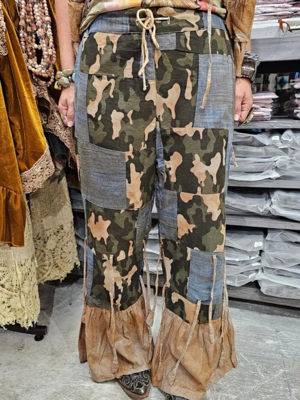 #1935 A Rare Bird Camo Tough Pants
